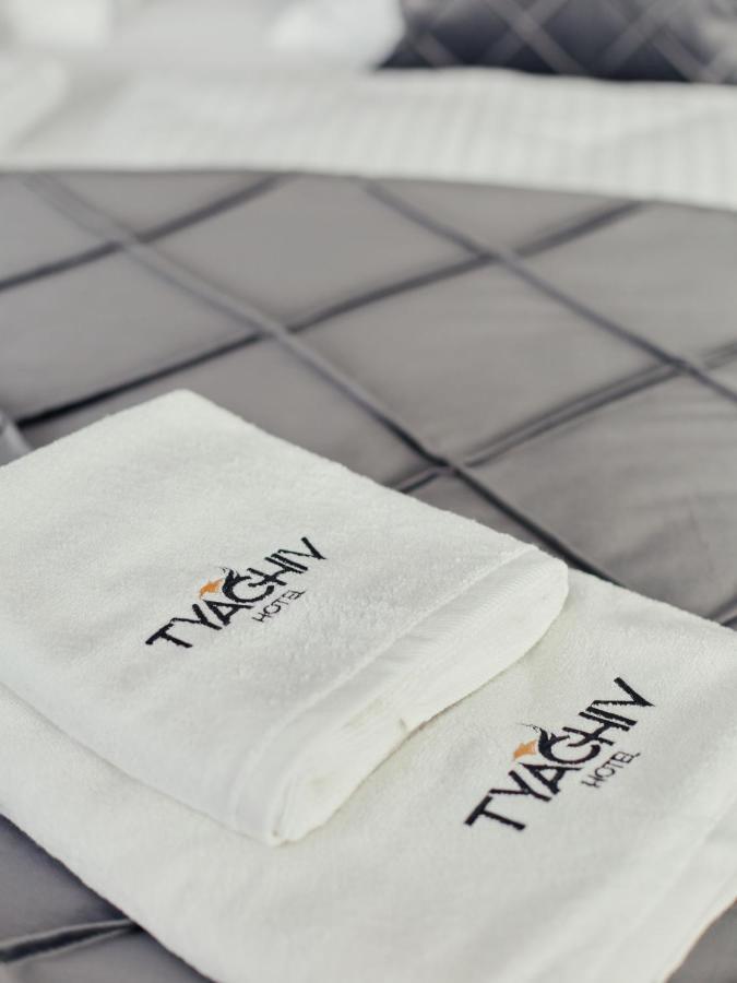 Готель Тячів Ngoại thất bức ảnh